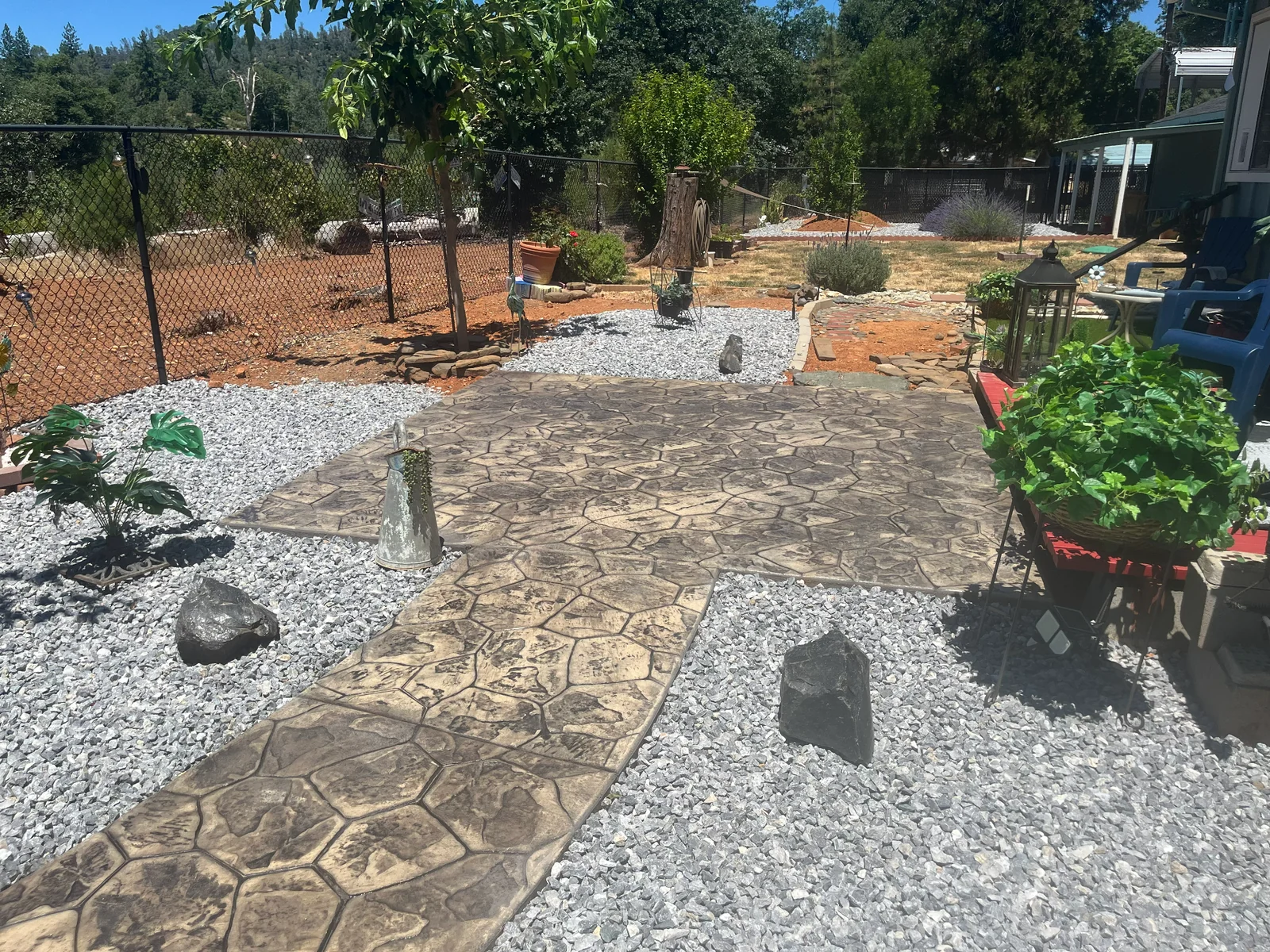 Concrete patio and walkway completed by MD Spangler Concrete.